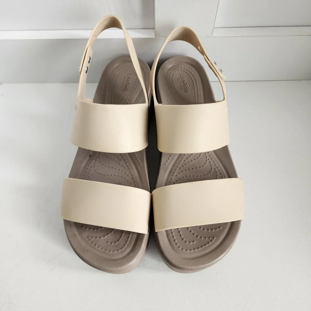 CROCS good preowned